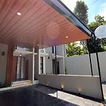 Sampai Villa Scandinavian
